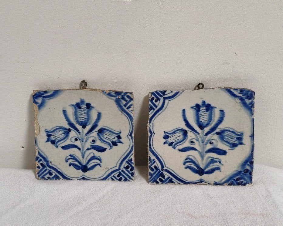 Antiek wandtegels met bloemenmotief blauw, Antiek en Kunst, Antiek | Wandborden en Tegels, Ophalen