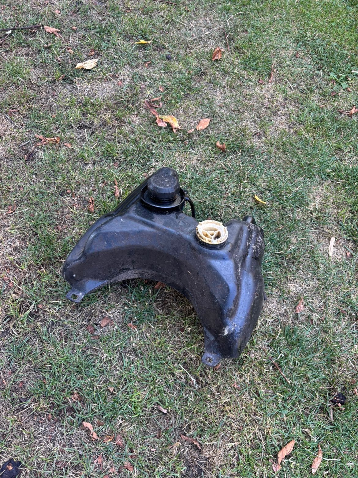Benzine tank peugeot vivacity, Ophalen, Zo goed als nieuw, Tank
