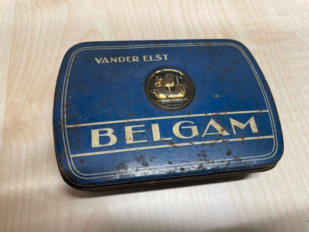 Blikken doosje Vanderelst Belgam tabak 11x8cm, Verzamelen, Blikken, Ophalen of Verzenden, Gebruikt, Overige