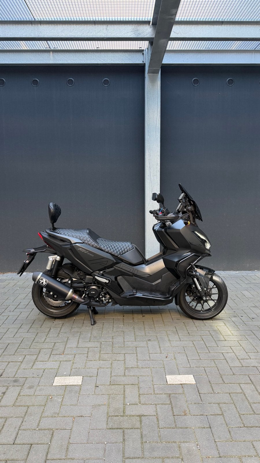 Honda X ADV 350 Full option Black Edition, Scooter, Gebruikt, Particulier, Minimaal motorrijbewijs A2