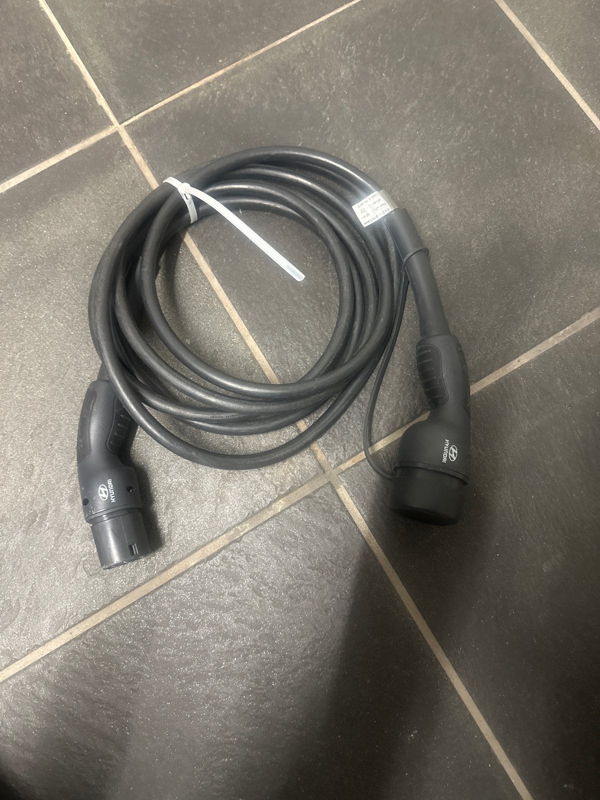 Hyundai EV Laadkabel Type 2 Mode 3 (Max. 32A 250V), Ophalen of Verzenden, Gebruikt, Hyundai