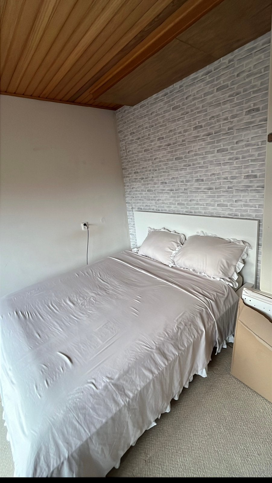 Ikea MALM bed 160x200 + matras, Ophalen, Wit, Tweepersoons, Zo goed als nieuw