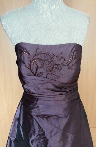 Jodi Couture lange jurk maat 40, Kleding | Dames, Gelegenheidskleding, Maat 38/40 (M), Overige typen, Paars, Ophalen of Verzenden