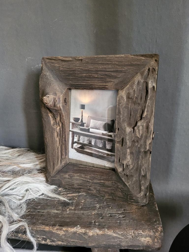 Sober grof houten fotolijst, Ophalen of Verzenden, Hout, Minder dan 50 cm, Minder dan 50 cm