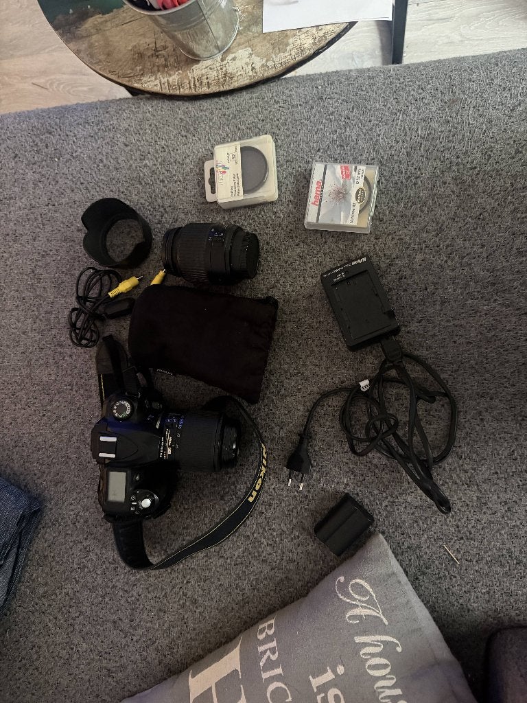 Nikon D50 Spiegelreflexcamera met zoomlenzen en accessoires, Audio, Tv en Foto, Fotocamera's Digitaal, Ophalen, Gebruikt, Spiegelreflex