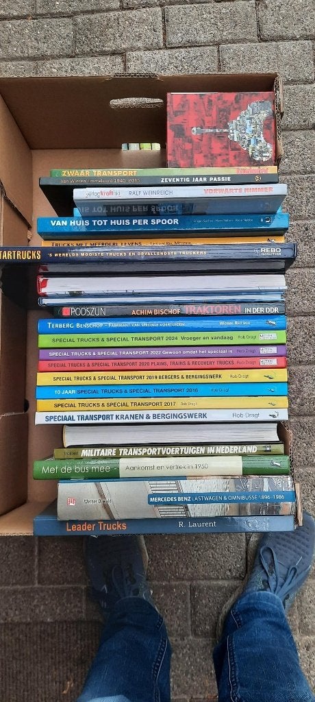 TRUCKS EN TRANSPORT, Boeken, Ophalen of Verzenden, Gelezen, Vrachtwagen