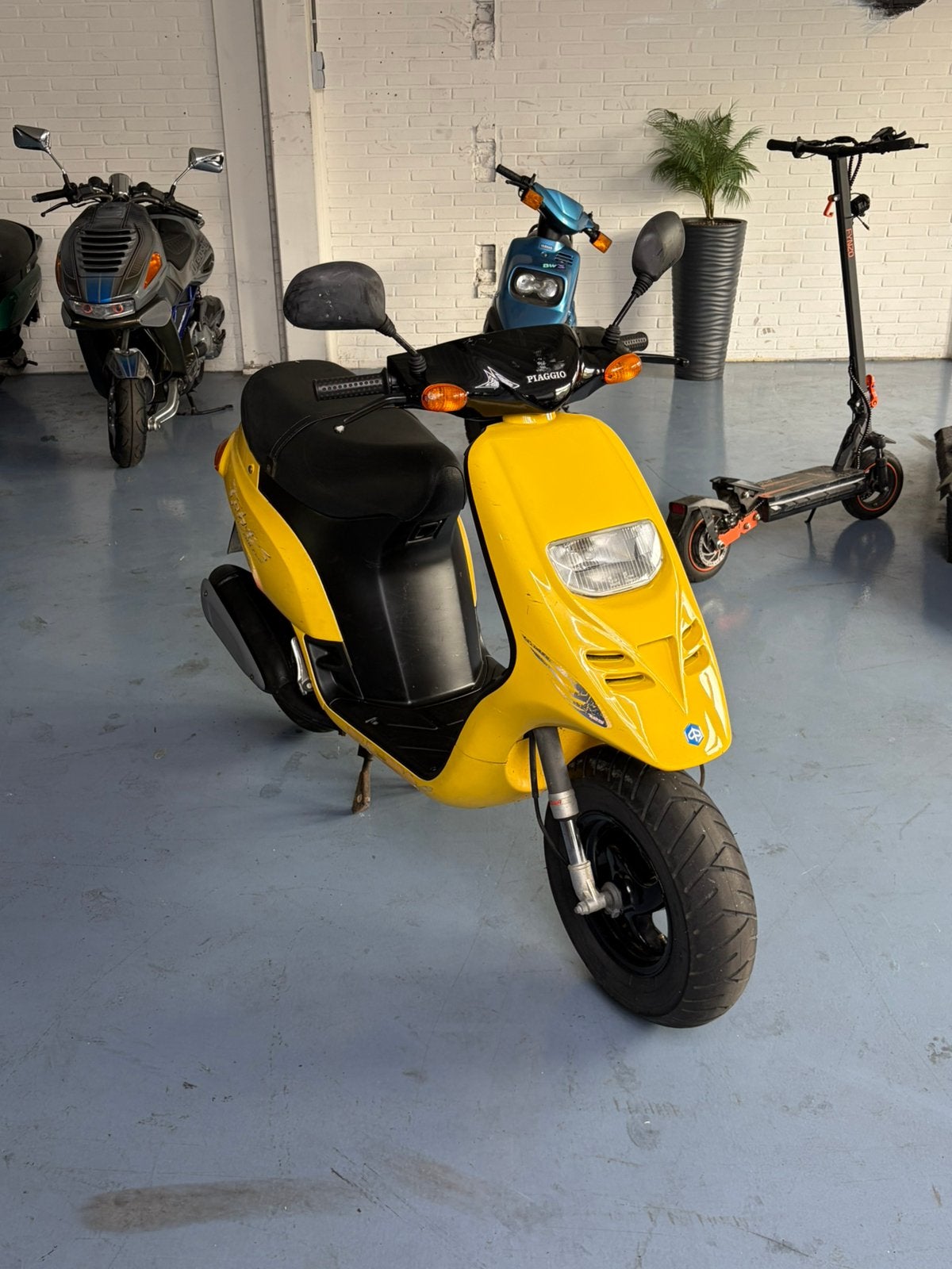 Typhoon 125cc 2takt • Duits • Origineel, Tweetakt, Overige modellen, Ophalen of Verzenden, Zo goed als nieuw