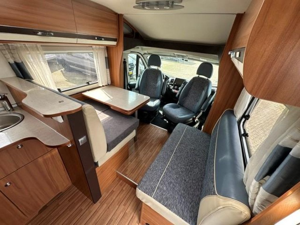 Weinsberg CaraLoft 650 MFH AIRCO + LUCHTVERING, Ringverwarming, Fiat, 6 tot 7 meter, Bedrijf