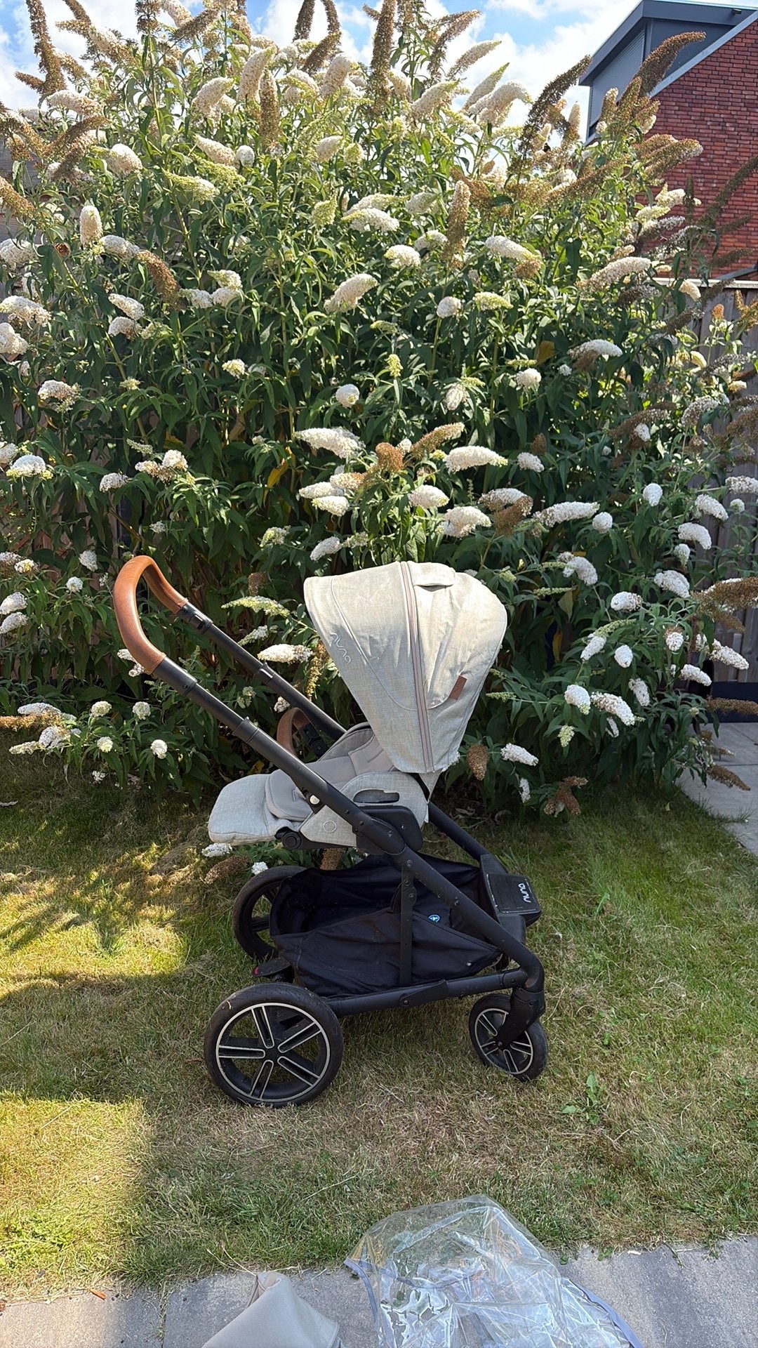 Nuna kinderwagen, Ophalen, Gebruikt