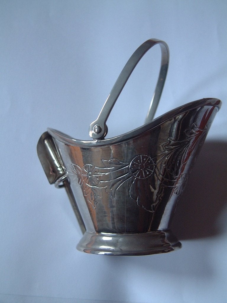 Vintage gegraveerde helmkit kolenkit suikerpot met schepje, Huis en Inrichting, Overige materialen, Gebruikt, Overige typen, Ophalen of Verzenden