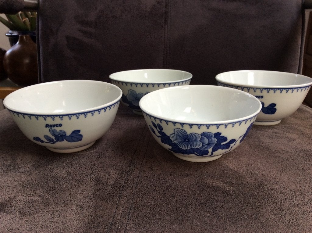 Royco, 4 soepkommen, wit/blauw, gaaf, Huis en Inrichting, Keuken | Servies, Ophalen of Verzenden, Zo goed als nieuw, Kom(men)