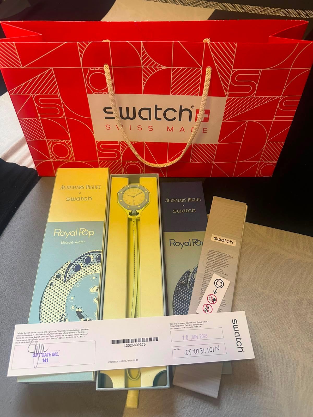 Swatch x Audemars Piguet Royal Pop Blaue Acht Nieuw, Swatch, Nieuw, Kunststof, Ophalen of Verzenden