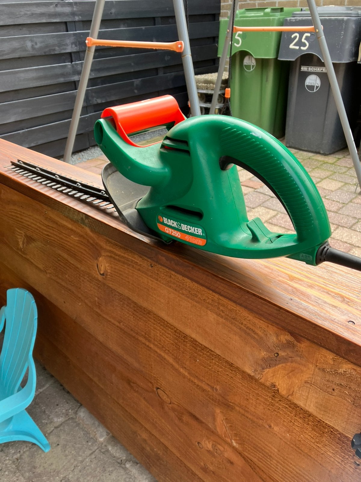 Electrice heggenschaar, Tuin en Terras, Ophalen, Zo goed als nieuw, Elektrisch