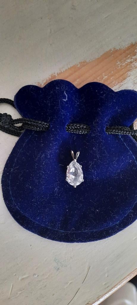 Bergkristal hangertje / bedel, Ophalen of Verzenden, Zo goed als nieuw, Overige materialen, Overige merken