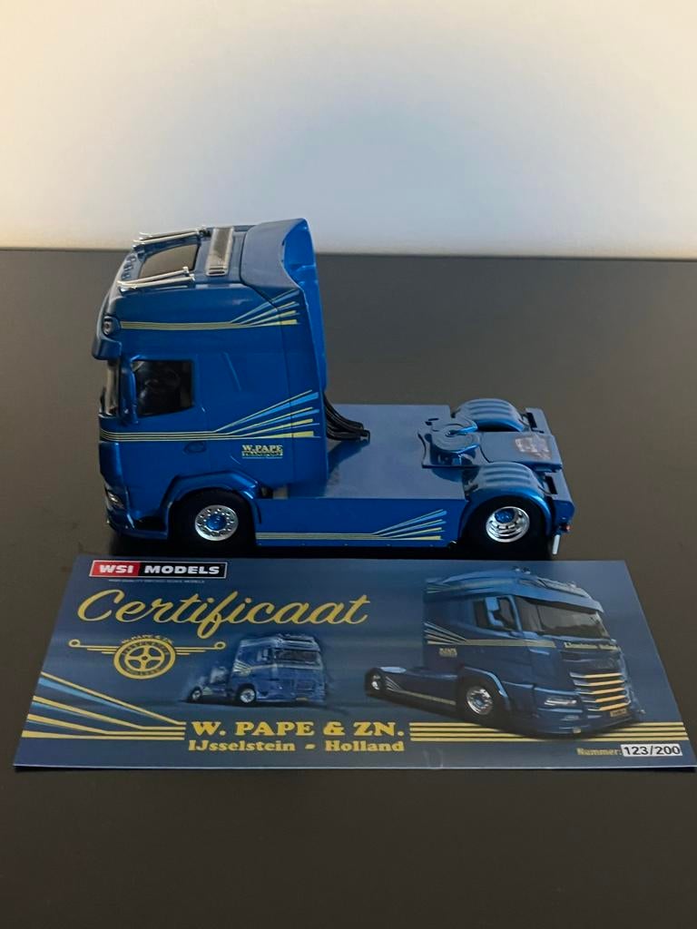 WSI model W.Pape Transport DAF XG+ 4x2 met certificaat, Ophalen of Verzenden, Zo goed als nieuw, Overige merken