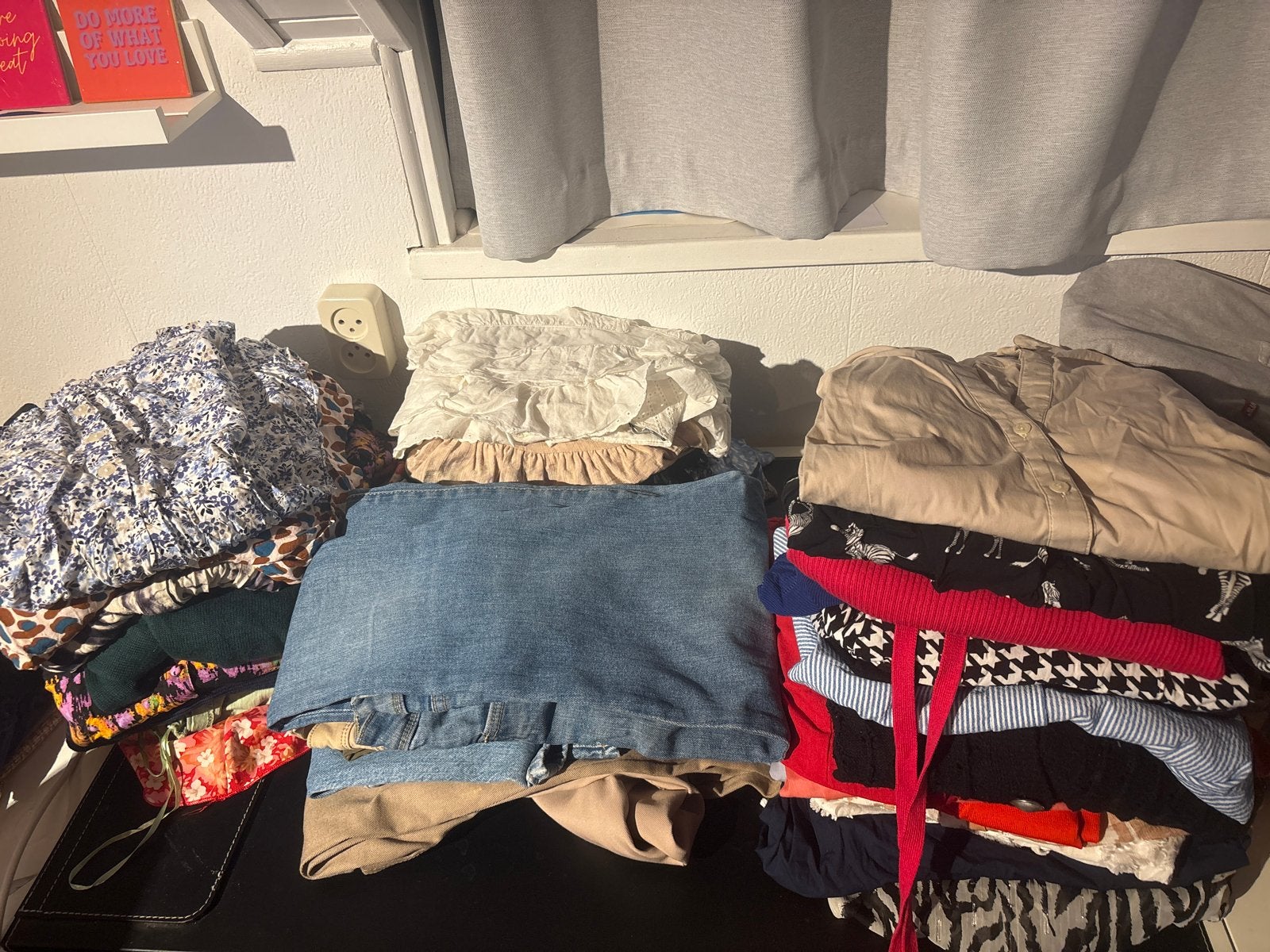 Grote partij diverse kleding: broeken, blousjes, shirts etc., Kleding | Dames, Ophalen, Zo goed als nieuw