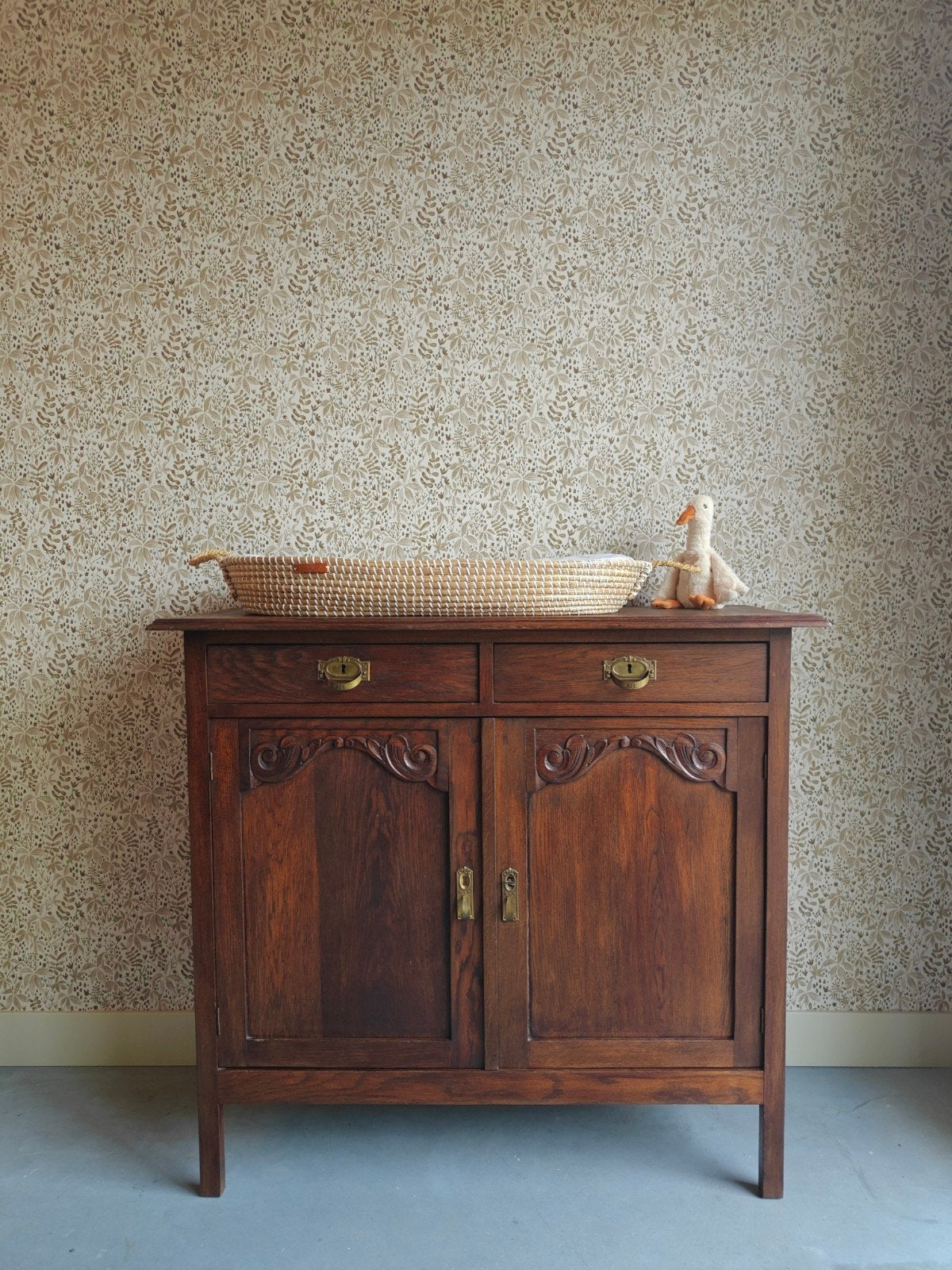 Vintage commode massief hout / Art Deco / antiek / bezorgen, Kinderen en Baby's, 50 tot 70 cm, Ophalen of Verzenden, 90 tot 105 cm