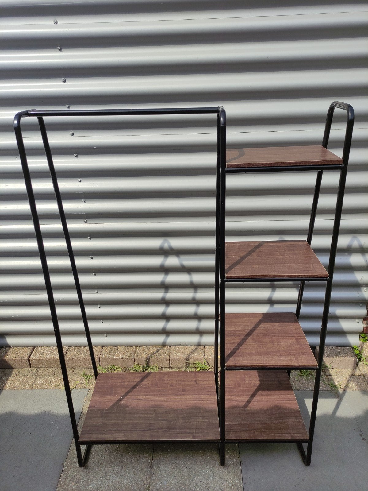 Kledingrek met planken - Industrieel design, Gebruikt, 100 tot 150 cm, Met plank(en), 25 tot 50 cm