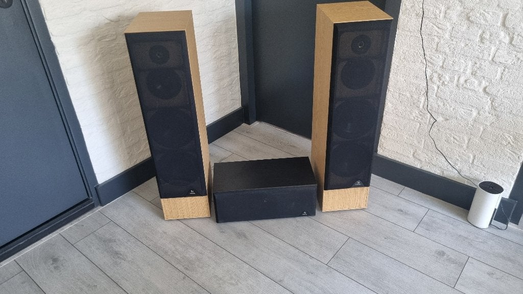 Infinity  Zuilspeakers + Center speaker, Vloerstaande luidspreker, Gebruikt, Geschikt voor surround/home cinema, Ophalen