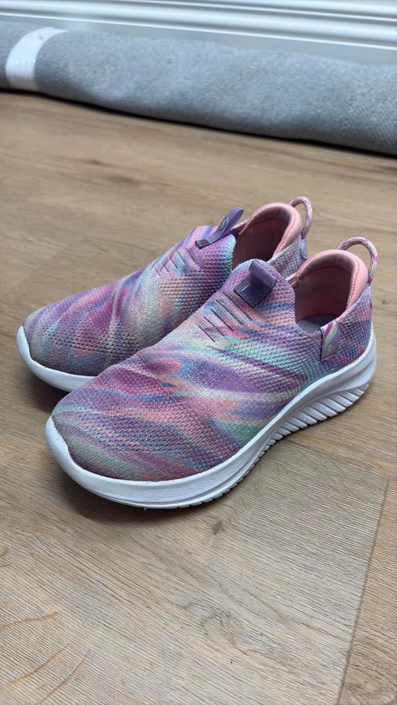 Skechters lila regenboog glitter mt 31, Meisje, Schoenen, Ophalen of Verzenden, Zo goed als nieuw