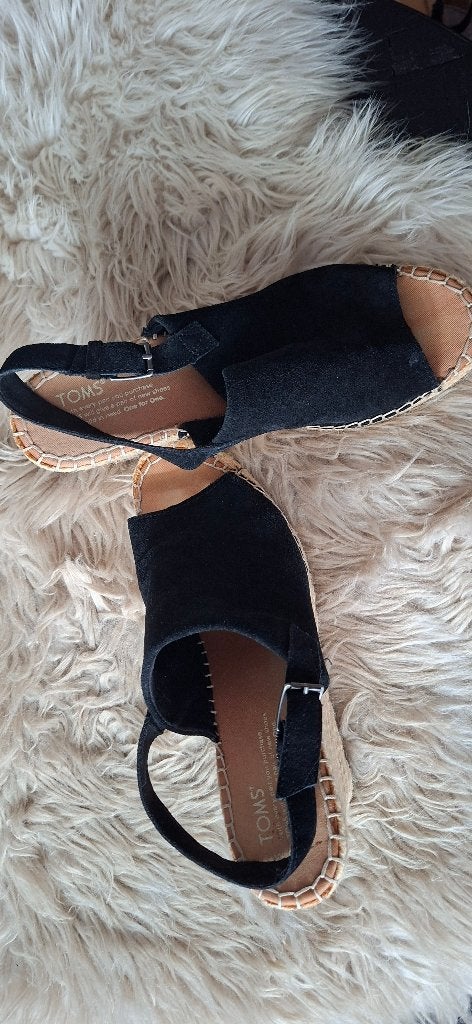 Toms zomerschoenen dames maat 42,5, Kleding | Dames, Schoenen, Zwart, Zo goed als nieuw, Toms, Sandalen of Muiltjes