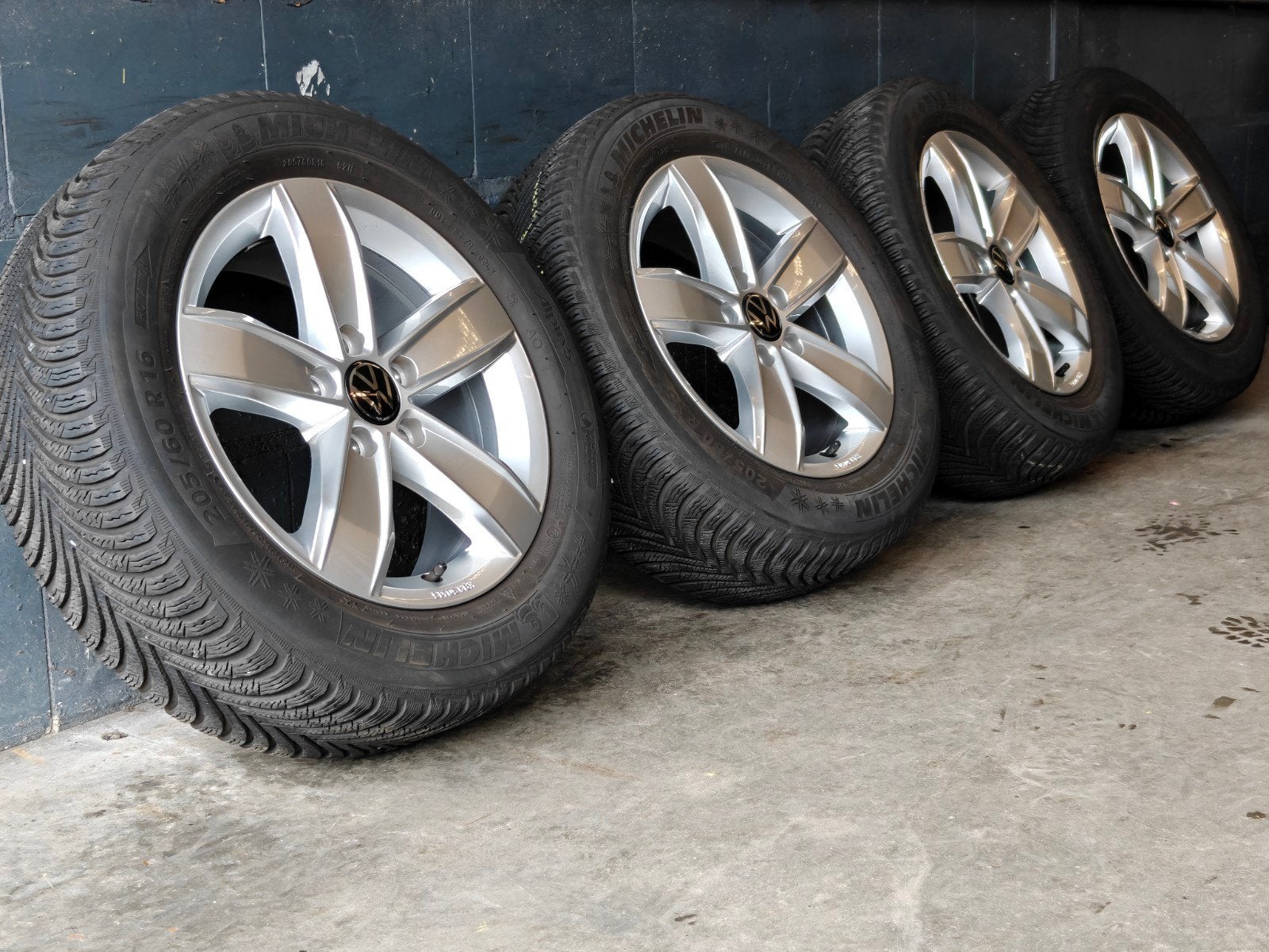 Originele VW T-Roc Caddy Passat Touran Winterset Michelin, Gebruikt, 16 inch, Banden en Velgen, VW