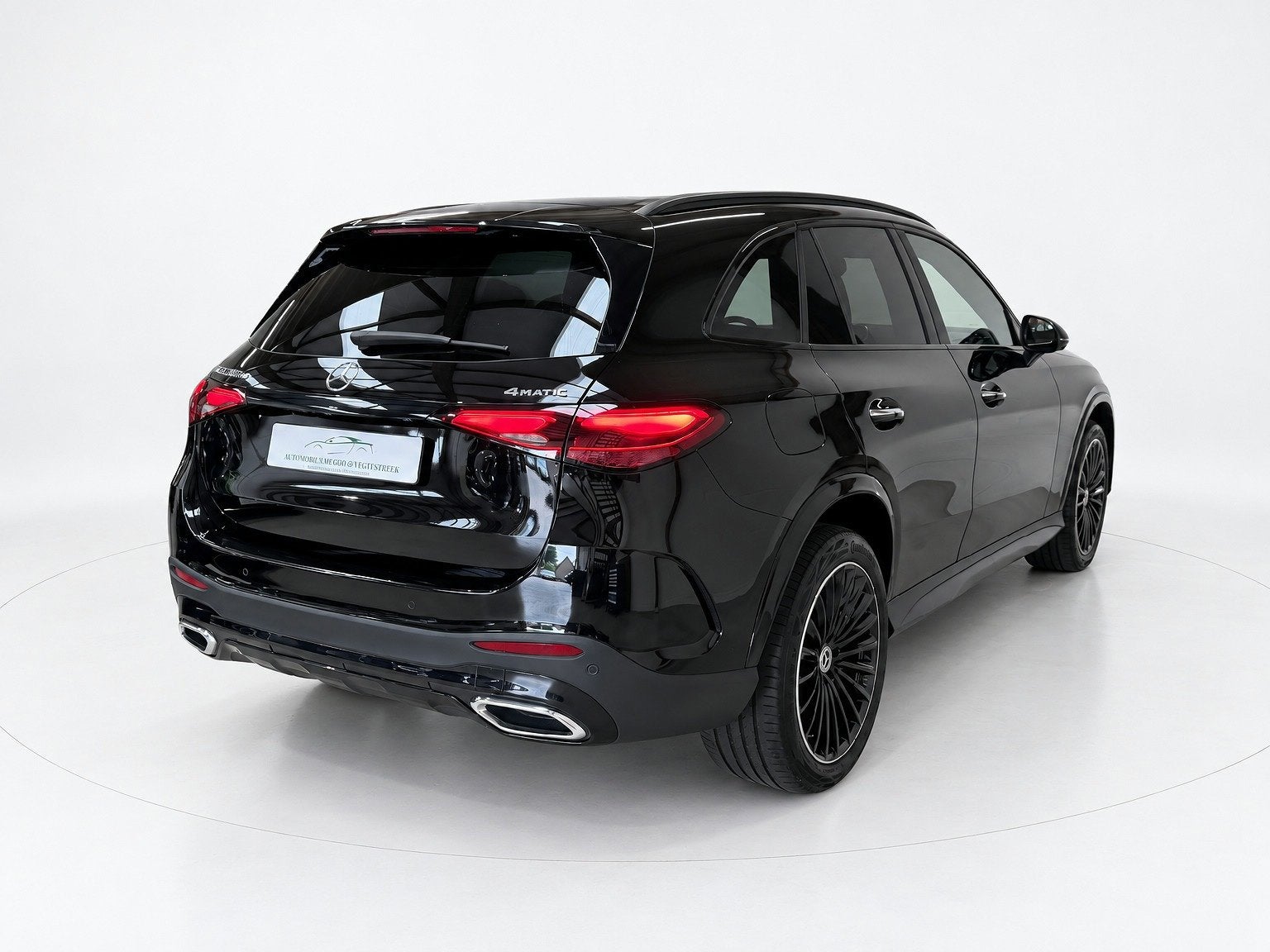 Mercedes-Benz GLC-klasse 300e 4MATIC AMG-Line SOH 99% - Pano, Auto's, Automaat, Gebruikt, Zwart, 48 km/l