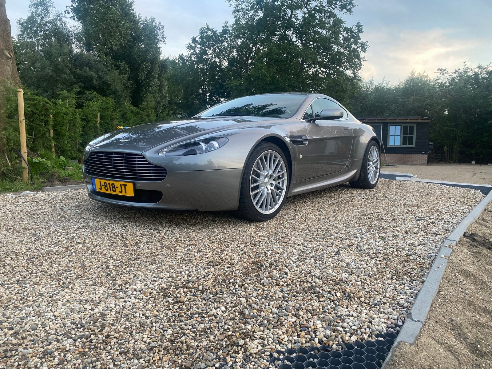 Aston Martin V8 4.3 Vantage 2007 Grijs Handgeschakeld, Auto's, Dealer onderhouden, 4282 cc, Leder, Handgeschakeld