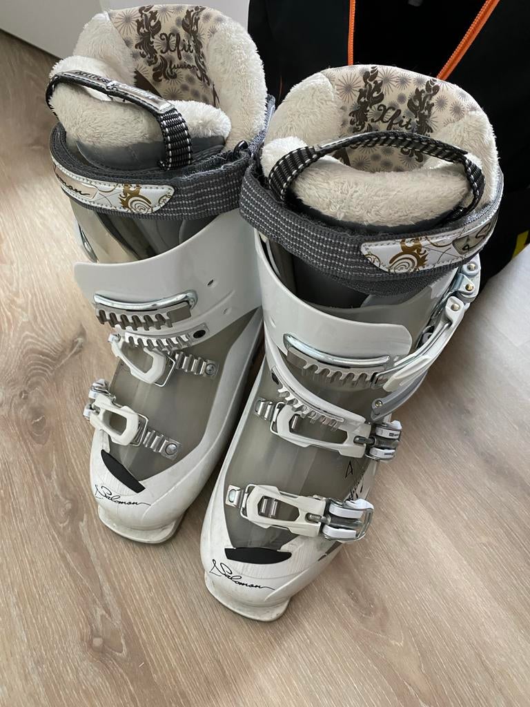 Salomon skischoenen maat 26, Sport en Fitness, Skiën en Langlaufen, Gebruikt, Schoenen, Skiën, Salomon