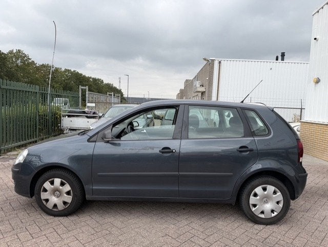 Volkswagen Polo 1.4 TDI Trendline AIRCO APK T/M 4-3-2027, Voorwielaandrijving, Stof, Gebruikt, Zwart