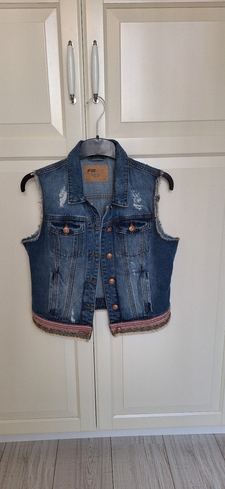 Spijkergilets, Kleding | Dames, Bodywarmers, Ophalen of Verzenden, Zo goed als nieuw, Maat 38/40 (M), Zwart