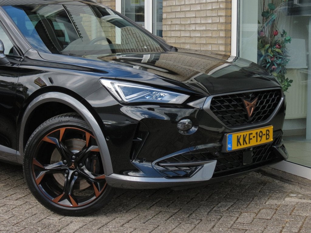 Cupra Formentor 1.4 e-Hybrid VZ 245 Copper Edition 360 Camer, Auto's, Cupra, Gebruikt, 4 cilinders, Formentor, Automatische klimaatregeling