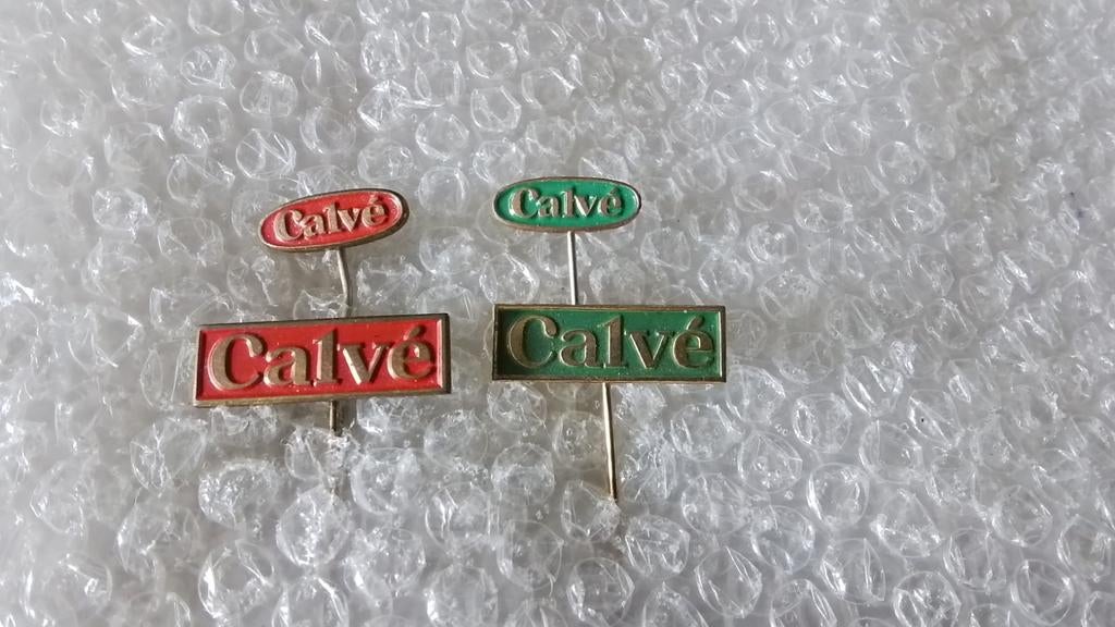 4 verschillende speldjes CALVE, Ophalen of Verzenden, Zo goed als nieuw, Overige onderwerpen