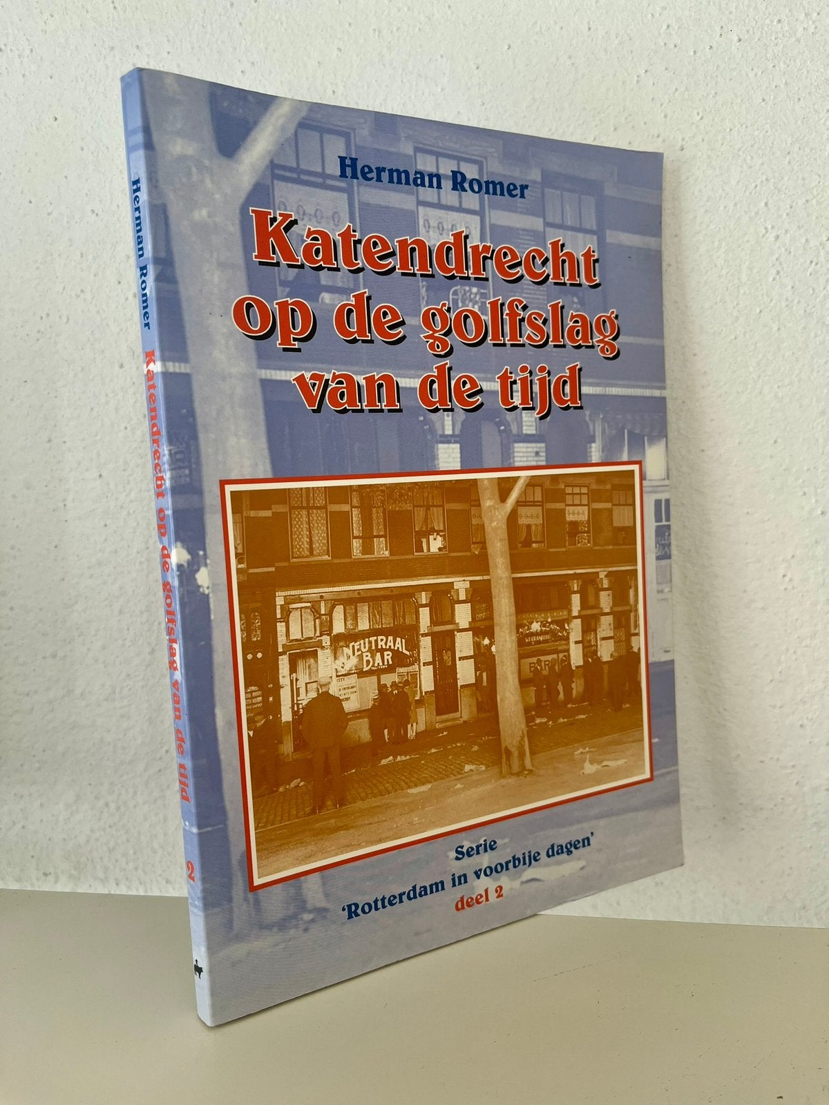 Katendrecht op de golfslag van de tijd - Romer - Rotterdam, Ophalen of Verzenden, Zo goed als nieuw
