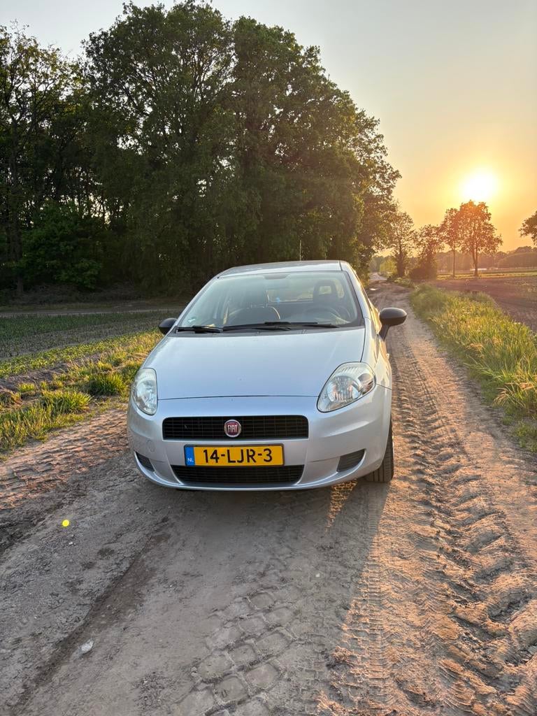 Fiat Punto 1.2 5DR 2010 Grijs, Auto's, 1005 kg, Stof, 40 €/maand, 4 cilinders