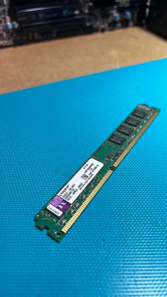Kingston 2GB DDR3 1333mhz, Computers en Software, RAM geheugen, DDR3, Ophalen of Verzenden, Zo goed als nieuw, Desktop