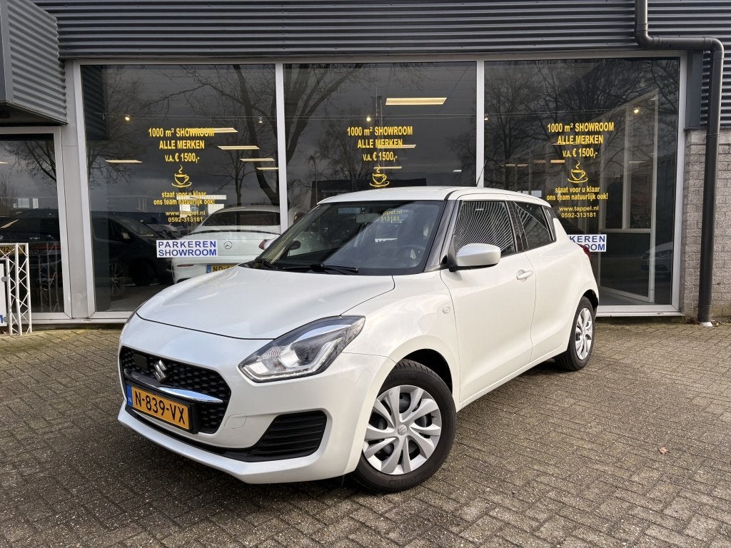 Suzuki Swift ADC/Airco/Dab+/Bluetooth 1.2 Comfort Smart Hybr, Auto's, Suzuki, Gebruikt, 4 cilinders, 400 kg, Origineel Nederlands