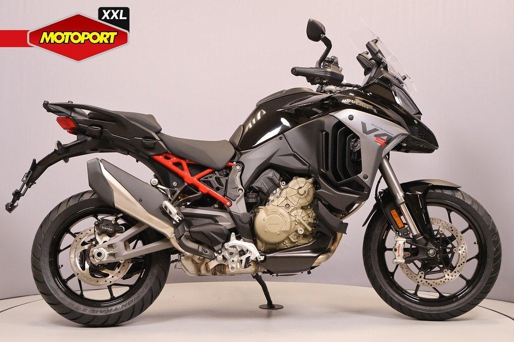 Ducati MULTISTRADA V4 S RADAR (bj 2026), Motoren, Motoren | Ducati, Ducati North Europe B.V., Bedrijf, Toermotor, Maanweg 174
2516 AB  Den Haag, NL
