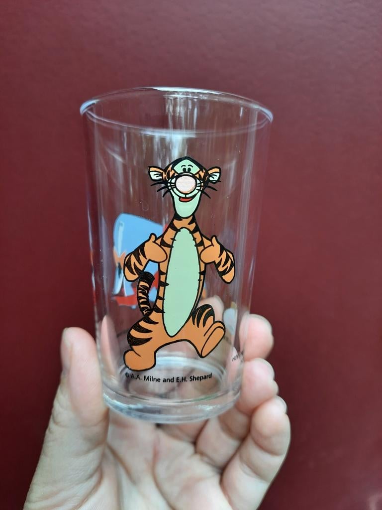 Disney glas Teigetje/Iejoor - Calvé uitgave, Ophalen of Verzenden, Winnie de Poeh of vrienden, Zo goed als nieuw, Servies