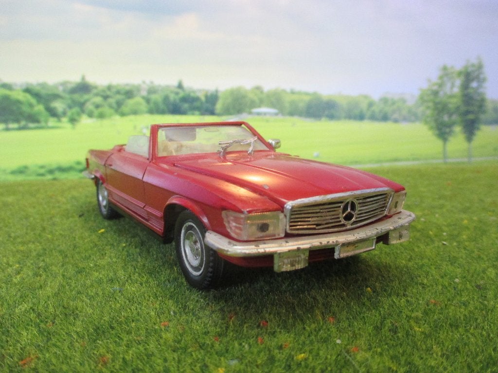 1/25 Mercedes Benz R107 450 SL - Polistil S-86 rood, Hobby en Vrije tijd, Modelauto's | 1:24, Ophalen of Verzenden, Gebruikt