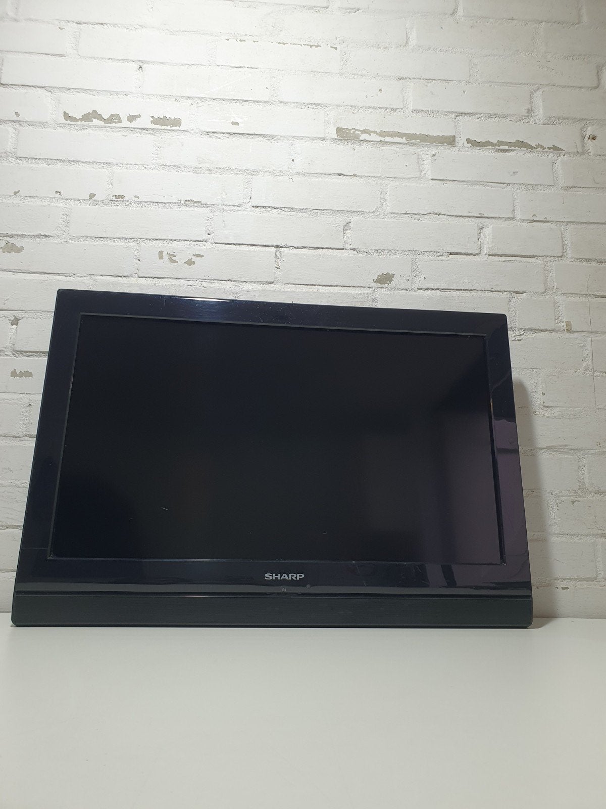 Sharp 26 inch LCD TV LC-26S7E-BK | HDMI VGA zonder voet, Gebruikt, LCD, Ophalen of Verzenden, .