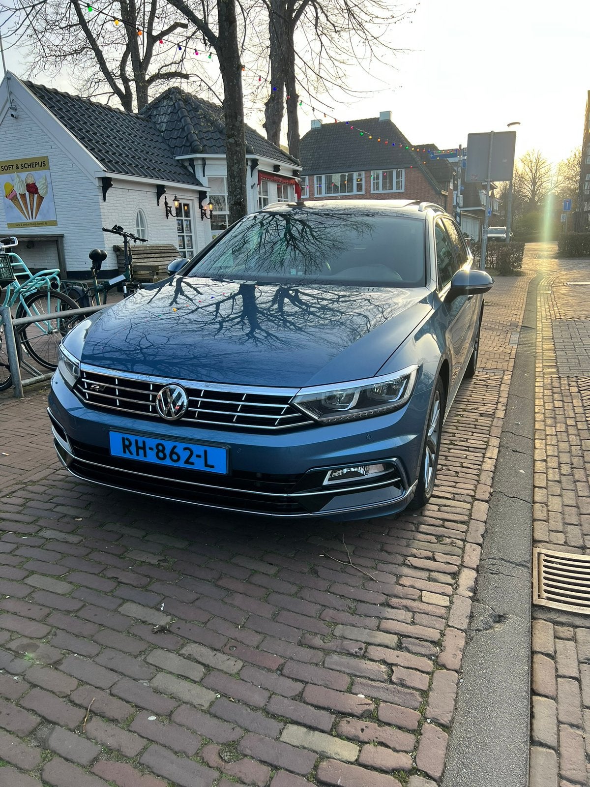 Volkswagen Passat 1.6 TDI R-Line  88KW BMT Variant DSG 2017, Auto's, 4 cilinders, Blauw, Alcantara, Origineel Nederlands