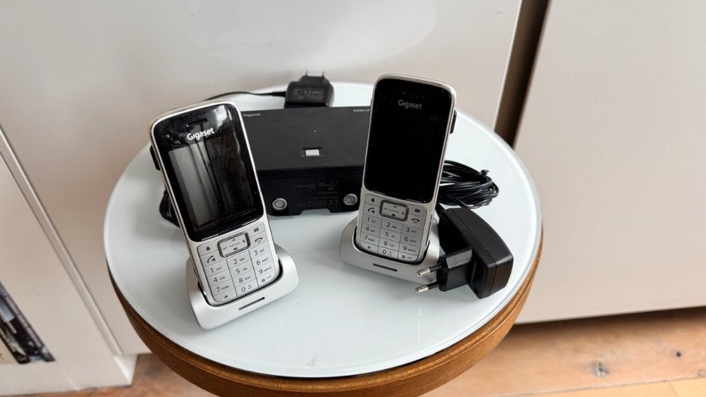 Siemens Gigaset DECT basisstation + 2 telefoons, Ophalen of Verzenden, Gebruikt, 2 handsets