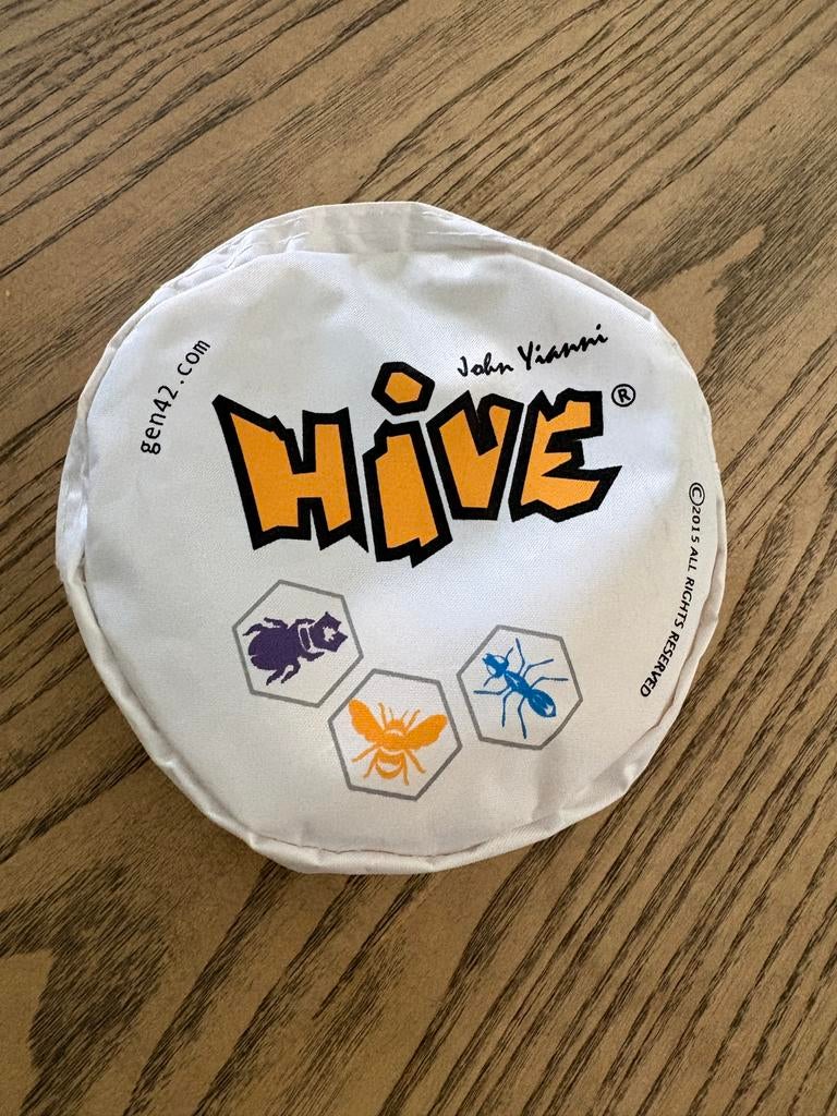 Hive, Hobby en Vrije tijd, Gezelschapsspellen | Bordspellen, Een of twee spelers, Ophalen of Verzenden, Zo goed als nieuw