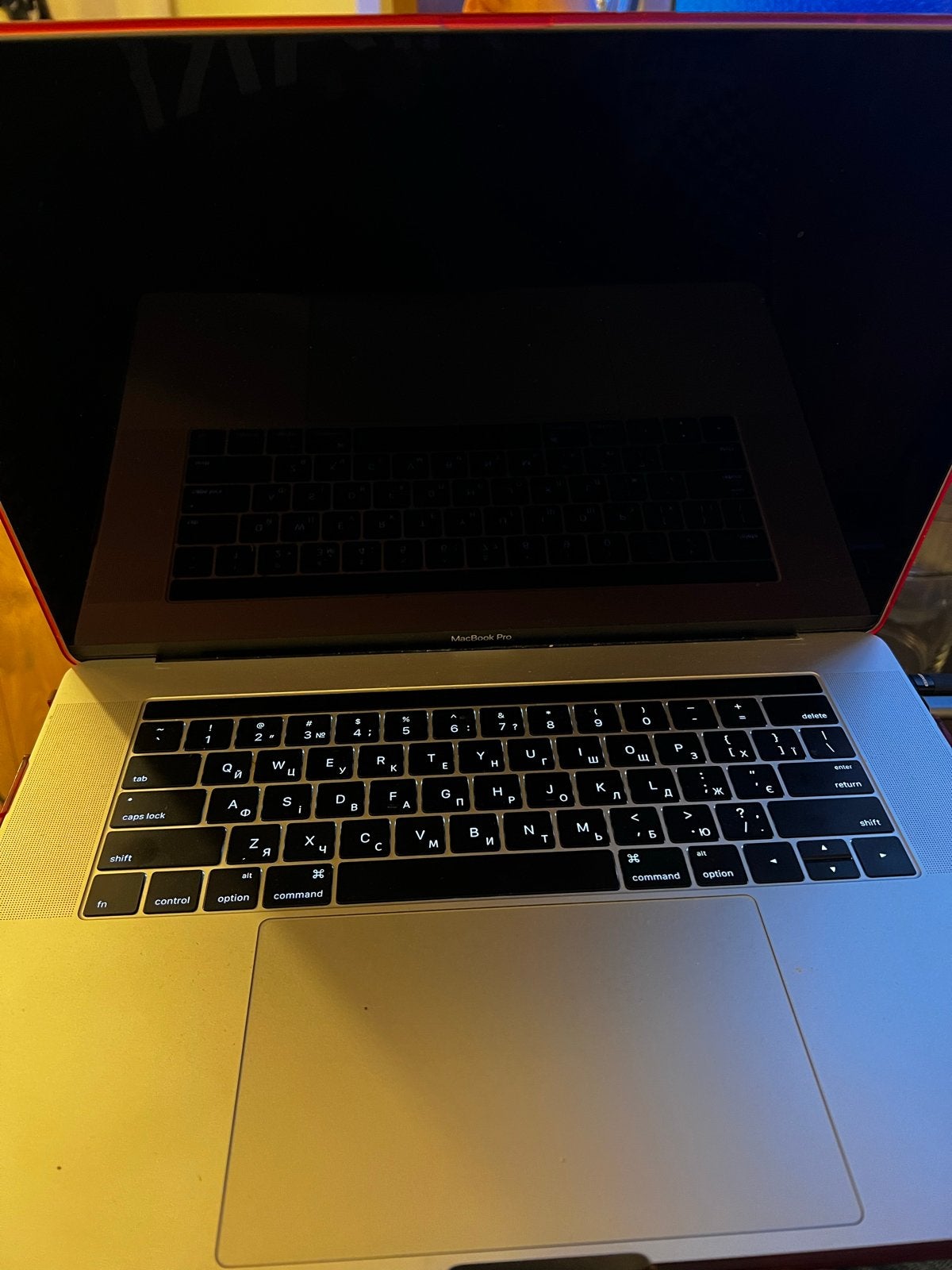 MacBook Pro 15” (2016) i7 / 16GB / 1TB SSD - defect scherm, MacBook Pro, 1 TB of meer, 2 tot 3 Ghz, 15 inch