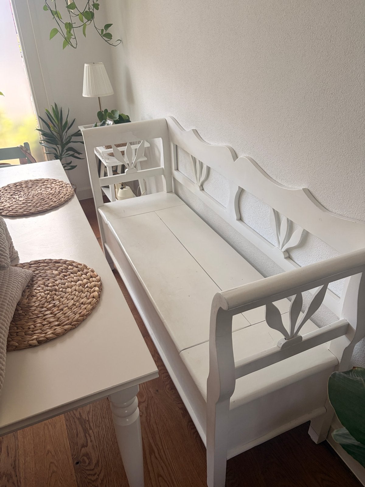 Witte houten bank met opbergruimte, Ophalen