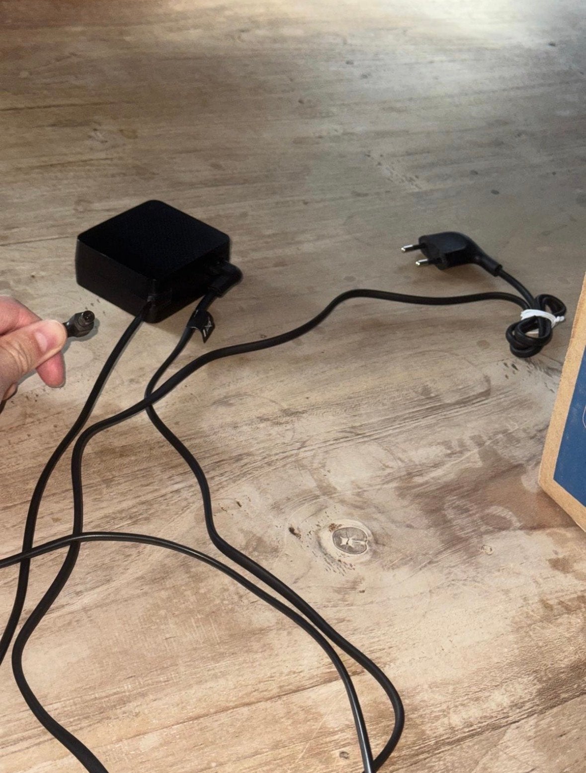 Gezocht: Voedingskabel voor Samsung UHD Monitor U28R550UQU, Ophalen of Verzenden, Gebruikt