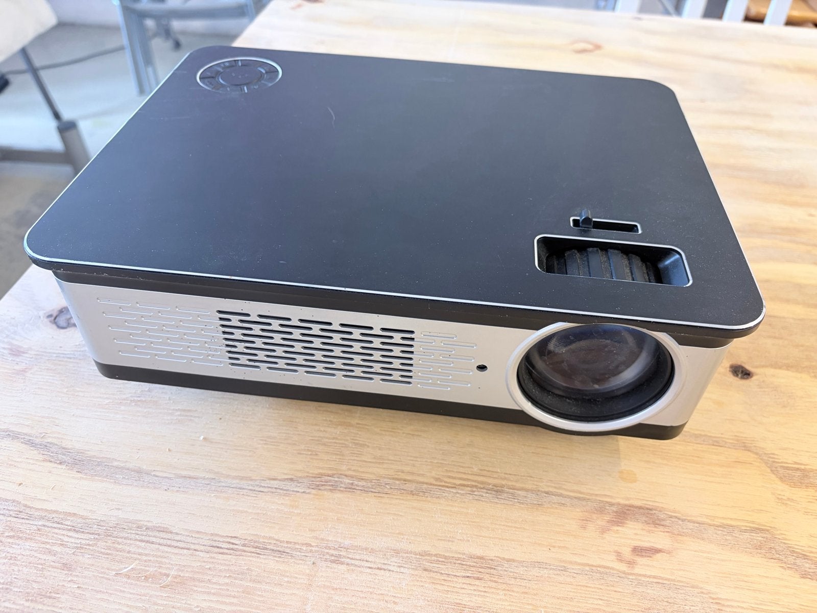 Compacte Beamer/Projector - Ideaal voor Thuisbioscoop, Ophalen, Gebruikt, LED, Overige resoluties