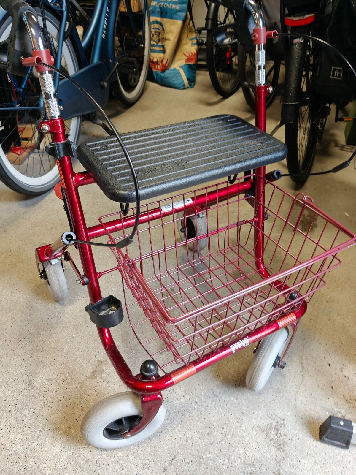 provo premis rollator, Ophalen, Gebruikt
