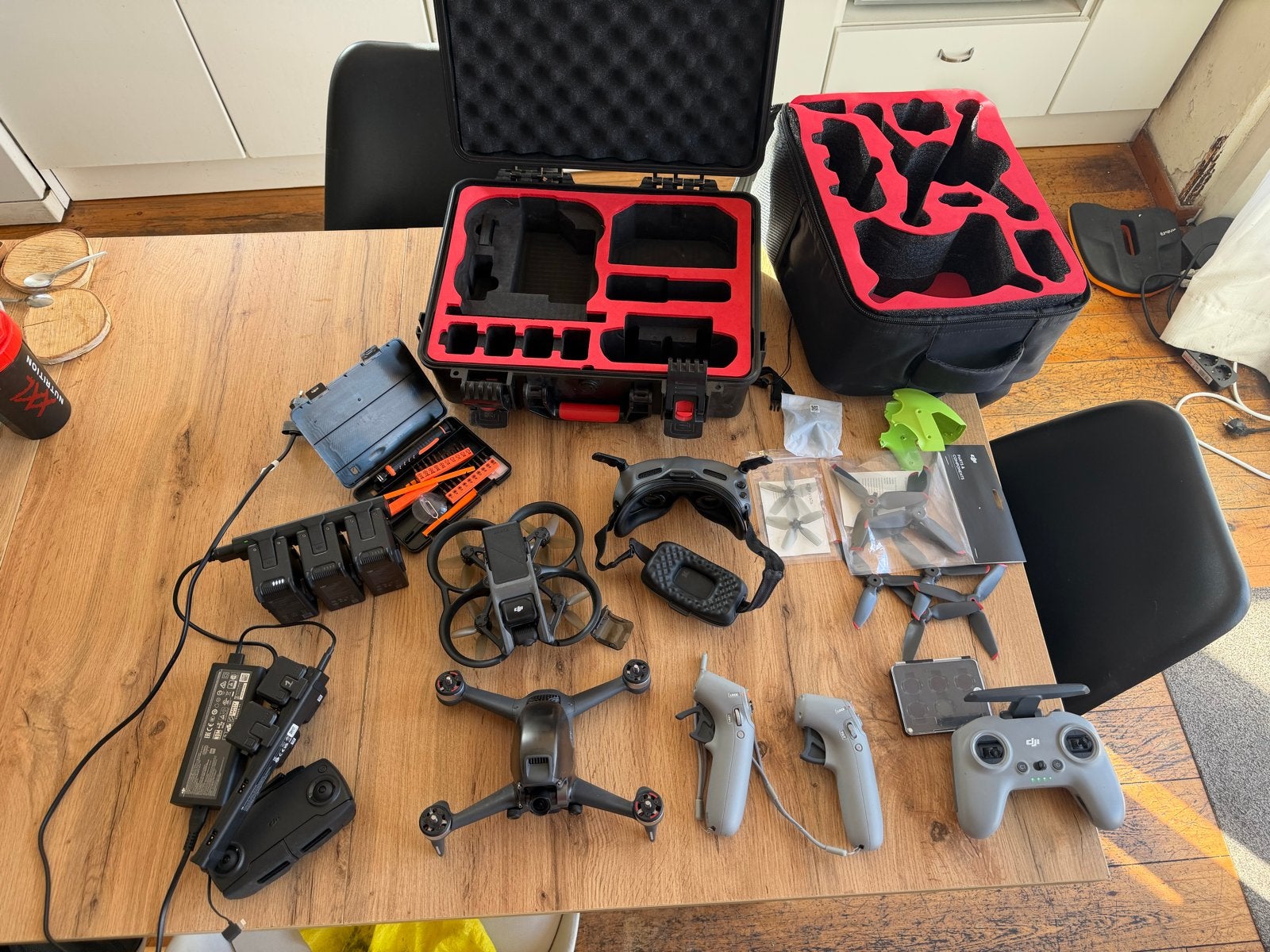 Complete FPV set: DJI Avata + DJI FPV + Goggles Integra, 5 tot 10 kilometer, 15 tot 30 minuten, Topkwaliteit, Ophalen